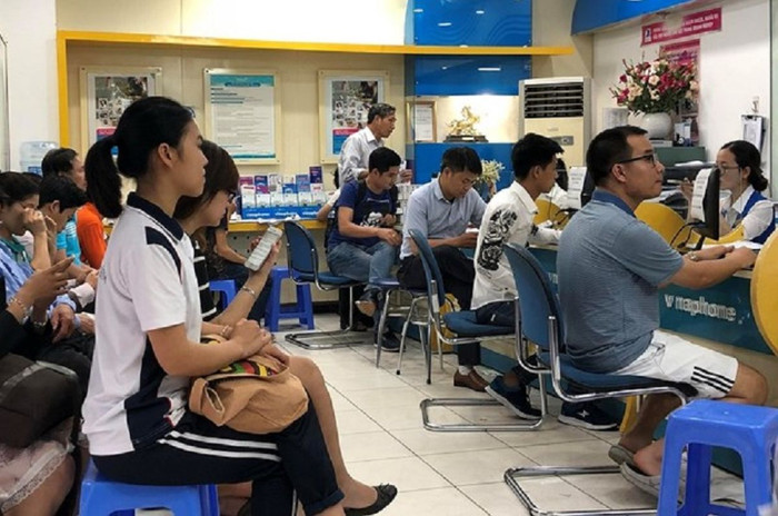 VinaPhone và MobiFone lùi hạn chót bổ sung thông tin