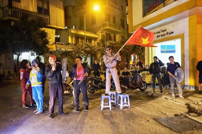 Những khoảnh khắc vui mừng khó quên khi U23 Việt Nam làm nên lịch sử ảnh 4