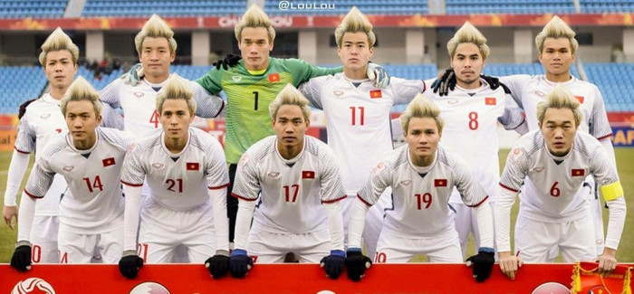 Muôn cách người hâm mộ thể hiện tình yêu với U.23 Việt Nam ảnh 2