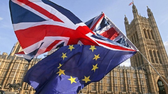 Anh kêu gọi Brexit "mềm" để bảo vệ nền kinh tế