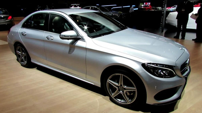 Triệu hồi hơn 3.600 xe Mercedes tại Việt Nam vì có nguy cơ cháy cao