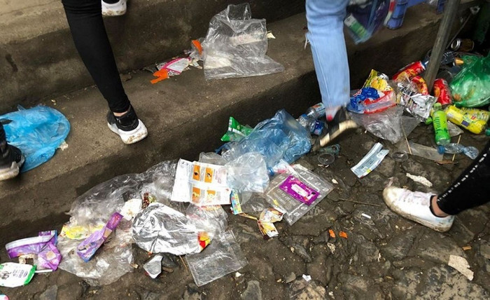 Khai hội chùa Hương, biển người tắc cứng trong mưa ảnh 4 Khai hội chùa Hương, biển người tắc cứng trong mưa ảnh 4