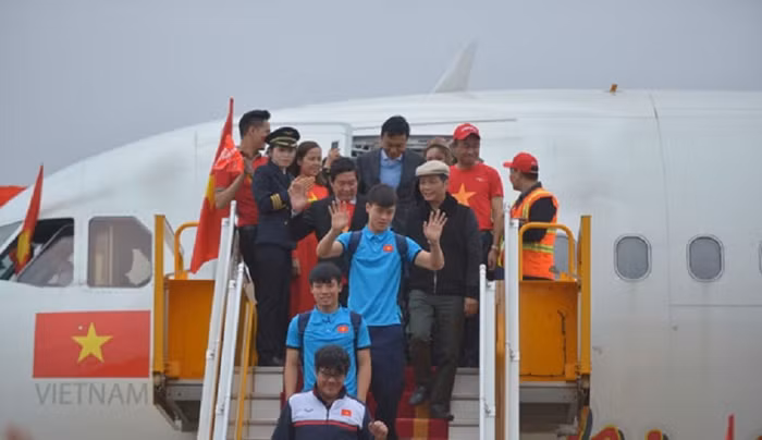 Vì sao chọn Vietjet thay vì VNA chở U23?