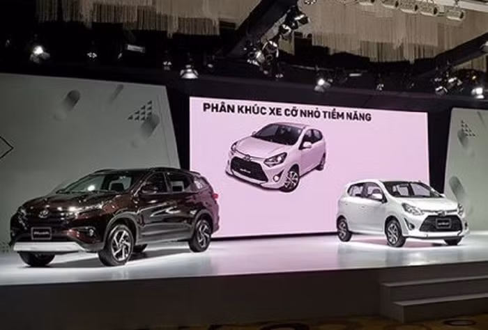 Toyota trình làng 3 xe nhập khẩu giá mềm chỉ từ 345 triệu đồng