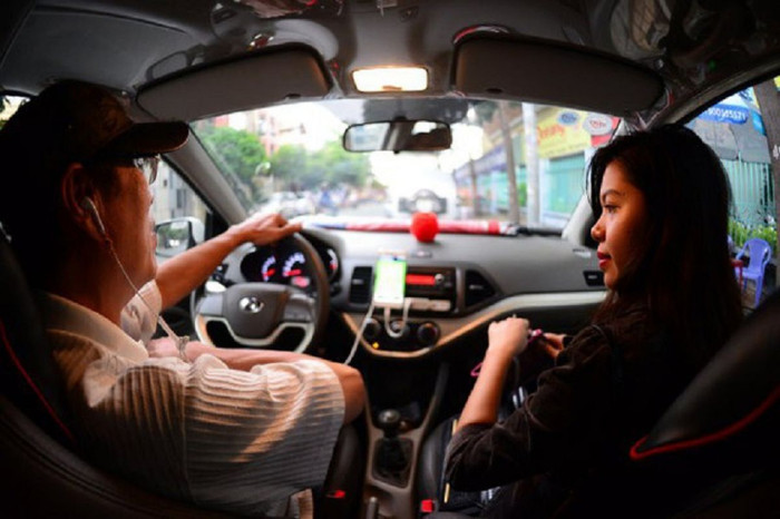 Nợ thuế của Uber, Grab sẽ phải trả thay