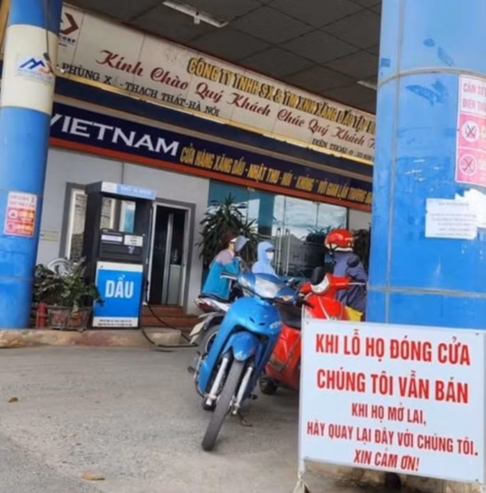 cây xăng ở thạch thất