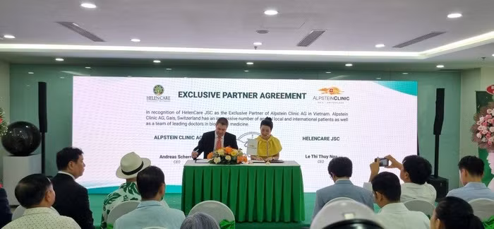 Trung tâm Y sinh học HelenCare khai trương chi nhánh thứ 2 tại TP.HCM