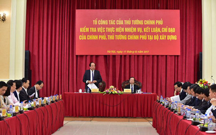 Thủ tướng nhắc nhở việc doanh nghiệp "lên xếp hàng" ở Bộ Xây dựng