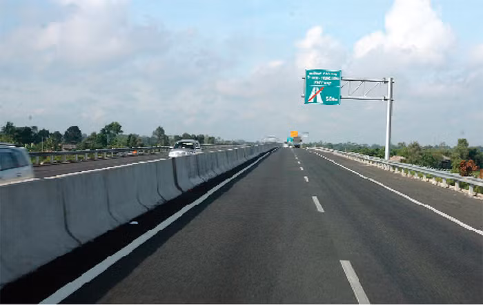4 ngân hàng "bắt tay" tháo gỡ nút thắt vốn cho dự án cao tốc Trung Lương - Mỹ Thuận
