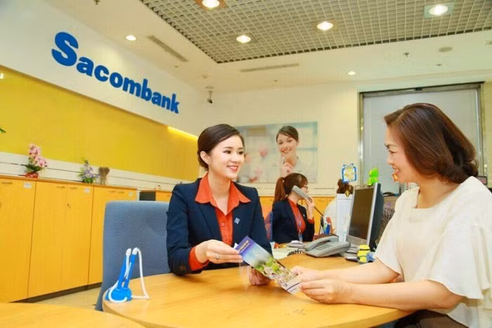 Sacombank “phớt lờ” quyền lợi cổ đông?