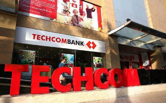 Warburg “bước một chân” vào HĐQT Techcombank