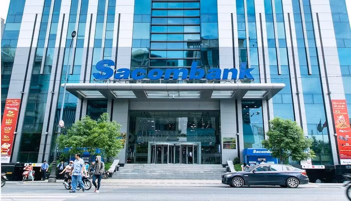 Sacombank tiếp tục rao bán "đất vàng"