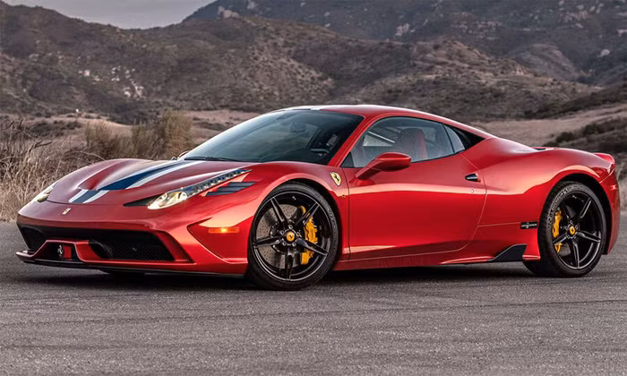 10.000 chiếc Ferrari được triệu hồi vì dính lỗi rò rỉ dầu phanh