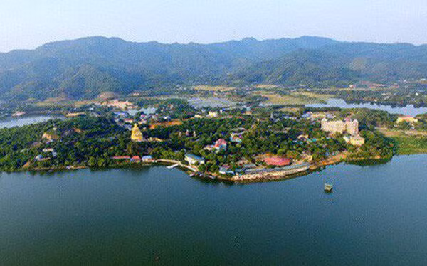 Đề xuất làm sân golf gần 1.000 tỷ tại Hồ Núi Cốc Thái Nguyên