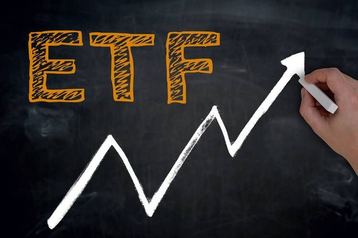 Các quỹ ETF đầu tư mạnh vào cổ phiếu Việt Nam