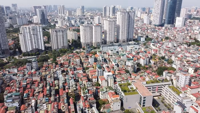 Giá giao dịch bất động sản tăng cao ở các thành phố lớn (Ảnh minh họa)