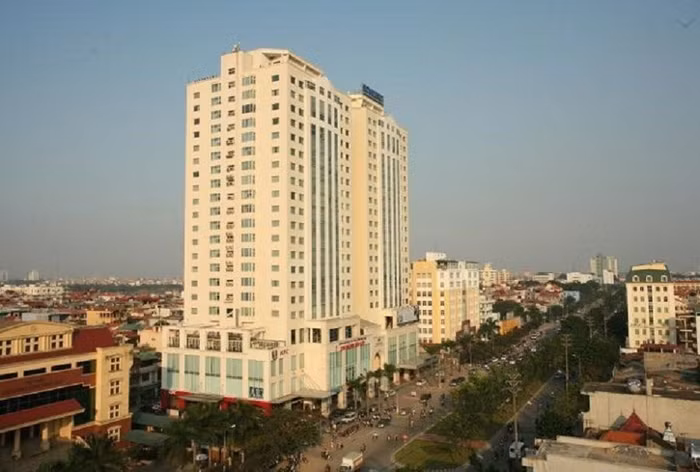 Thương vụ chuyển nhượng tòa tháp đôi Hòa Bình bất thành của đại gia Đường bia giờ thế nào?