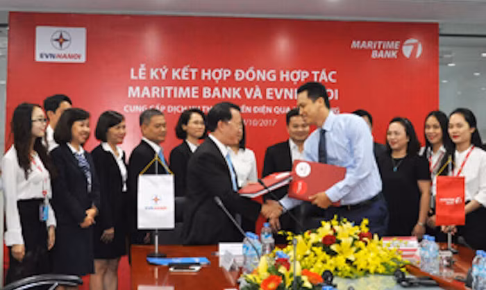 Người dân ở Hà Nội có thể nộp tiền điện qua Maritime Bank