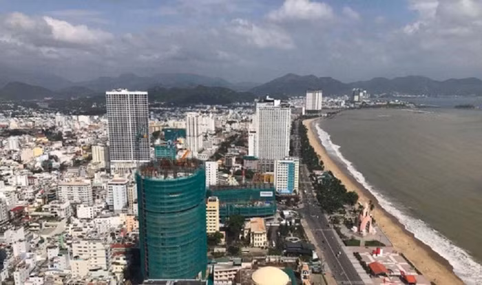 Lạ lùng chuyện nhà thầu xây dựng số 1 Việt Nam Coteccons và chủ đầu tư dự án Panorama Nha Trang "đấu tố" nhau