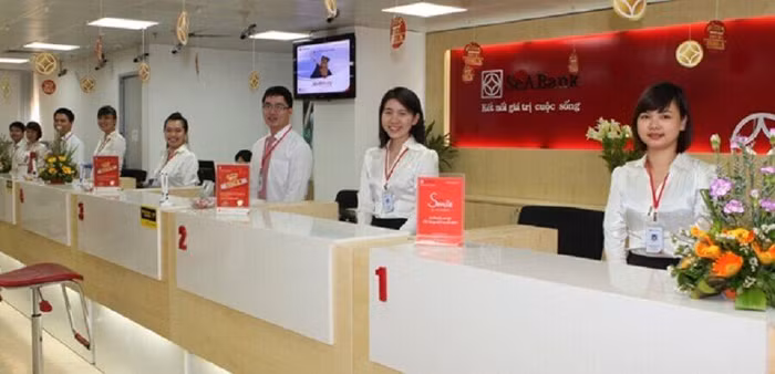 Ngân hàng tăng cường huy động vốn cuối năm