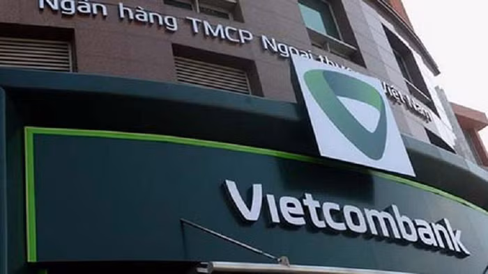 Thấy gì từ câu chuyện thoái vốn của Vietcombank?