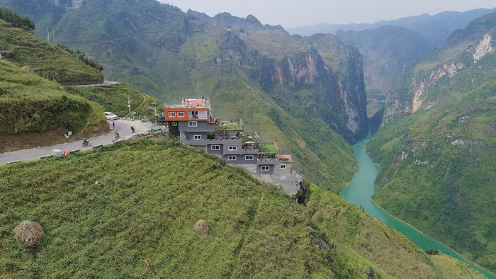 Công trình Panorama trên đèo Mã Pì Lèng