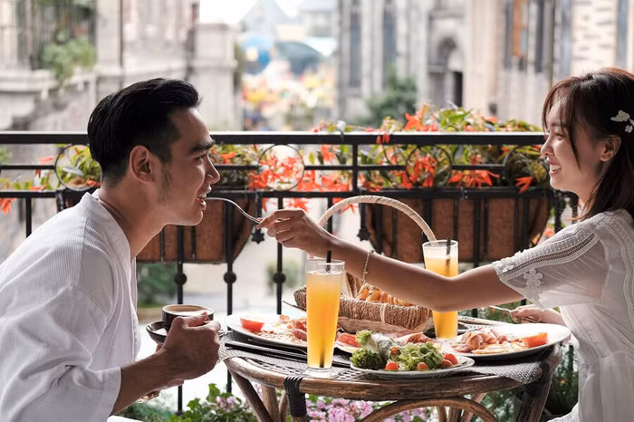 Đi Đà Nẵng hè này, chọn ngay ưu đãi hot từ khách sạn lãng mạn trên đỉnh Bà Nà ảnh 3