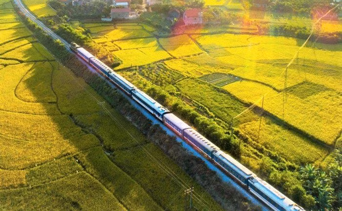 Phó Thủ tướng yêu cầu thống nhất phương án đầu tư 2 tuyến đường sắt khu vực phía Nam