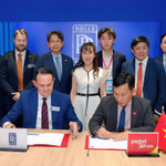 Tỷ phú Nguyễn Thị Phương Thảo chứng kiến Vietjet ký đơn hàng mua 40 động cơ Trent 7000 với Rolls-Royce