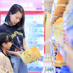 Optimum là dòng sữa đầu tiên tại Việt Nam có chứa 6 HMO, thành phần chiếm đến 58% tổng lượng HMO có trong sữa mẹ 