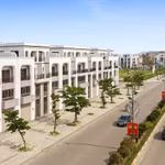 Những căn nhà khang trang toạ lạc ngay mặt đường Yên Trung đang trở thành lựa chọn ưu tiên của những người con xa quê