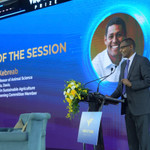 S. Ermias Kebreab trình bày tại Tọa đàm Khoa học vì cuộc sống thuộc Tuần lễ Khoa học Công nghệ VinFuture