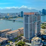 Tổ hợp căn hộ Sun Ponte Residence nổi bật bên sông Hàn trung tâm Đà Nẵng