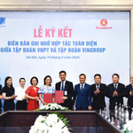 VNPT và Vingroup thực hiện nghi thức ký kết biên bản hợp tác giữa hai tập đoàn