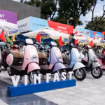 Gần 8 năm, 1 triệu xe xuất xưởng: VinFast đã đưa xe máy điện từ lựa chọn mới trở thành xu hướng