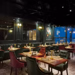 Không gian lãng mạn với tông xanh cổ điển tại La Libra Steak House Westlake 481 Lạc Long Quân, Tây Hồ, Hà Nội