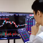 Sóng tăng lan rộng, VN-Index hướng 1.900 điểm sau khi vượt nền tích lũy