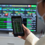 VN-Index tăng mạnh nhưng thiếu lửa dòng tiền, xu hướng vẫn cần kiểm chứng