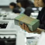 Ngành ngân hàng đổi động cơ tăng trưởng, lợi nhuận cả năm tăng 18%