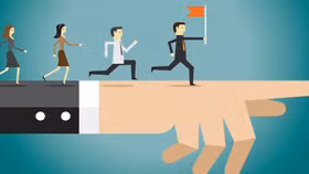 Cổ phiếu bán lẻ và ngân hàng “cầm cờ” trong tháng 8, VN-Index có thể vượt qua mốc 1.280 điểm