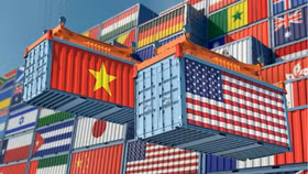 Dòng vốn FDI giữa "cơn bão" thuế quan Mỹ: Việt Nam có "vững tay chèo"?