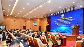 Hội nghị phát động phong trào “Cả nước thi đua đổi mới sáng tạo và chuyển đổi số” và “Bình dân học vụ số” của ngành ngân hàng gắn với Nghị quyết 57-NQ/TW của Bộ Chính trị.