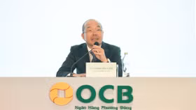 Chủ tịch Ngân hàng OCB chạnh lòng vì giá cổ phiếu thấp