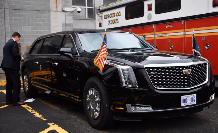 4573937_trump-cadillac-beast-presidential-limo-front-close-1537799653.jpg