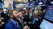 Chứng khoán Mỹ bật tăng sau phát biểu của ông Trump về Trung Quốc, giá dầu thêm gần 1%
