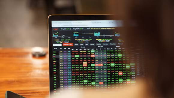 VN-Index gãy nhịp tích lũy, nhiều công ty chứng khoán khuyên hạ tỷ trọng