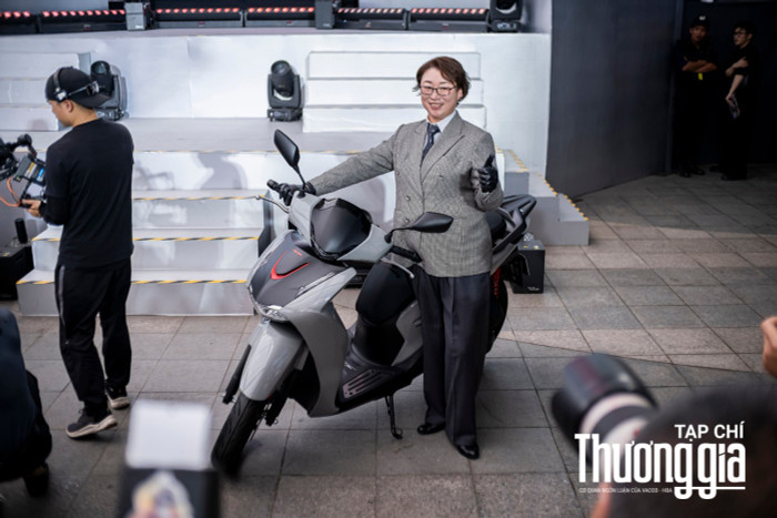 Honda Việt Nam đồng thời ra mắt bộ ba xe tay ga Honda SH, Air Blade và Lead 2026