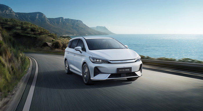 BYD ưu đãi 100% lệ phí trước bạ và loạt quà tặng công nghệ cho khách hàng trong tháng 3,4/2026