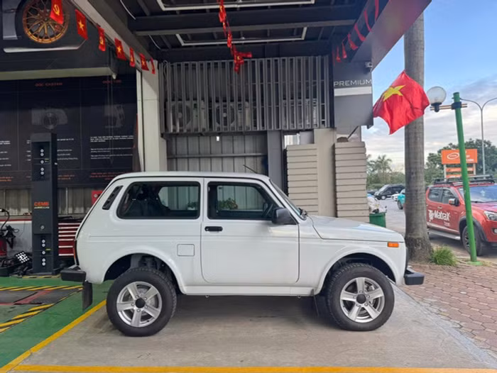 Lada Niva Legend dự kiến có giá bán khoảng 400 triệu đồng
