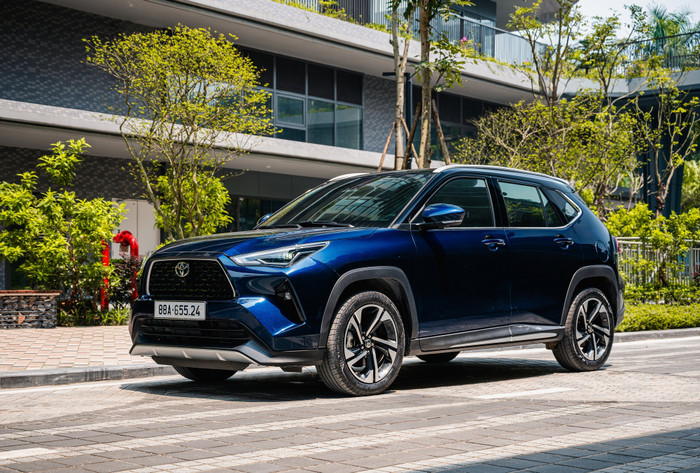 Toyota bán ra hơn 6.800 xe trong tháng 7/2025, doanh số dòng hybrid tăng vọt